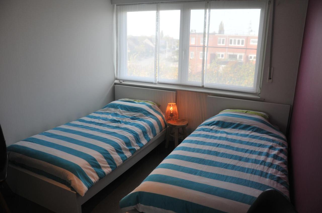 Bed and Breakfast At Number 1 Rumst Екстер'єр фото